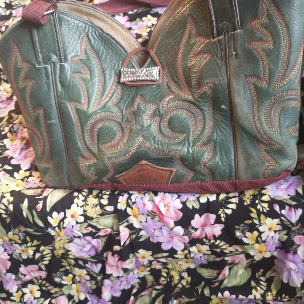 Unique Green Justin Com Blast Cowboy Boot Handbag - image 3